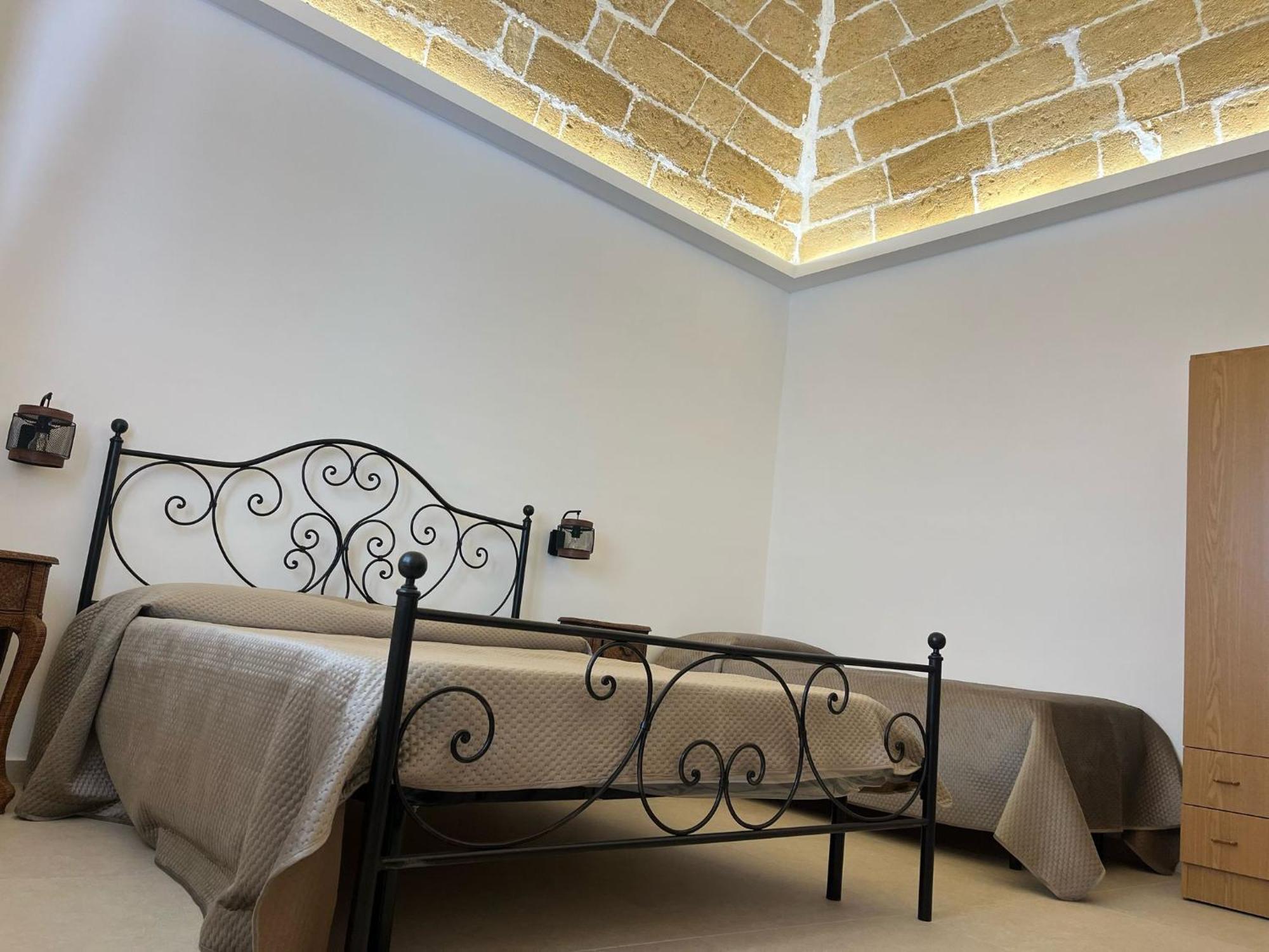 Toscaninirooms Mazara del Vallo Buitenkant foto